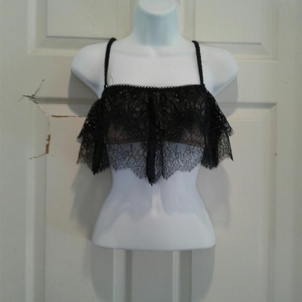 NWT Victoria Secret black bralette size small